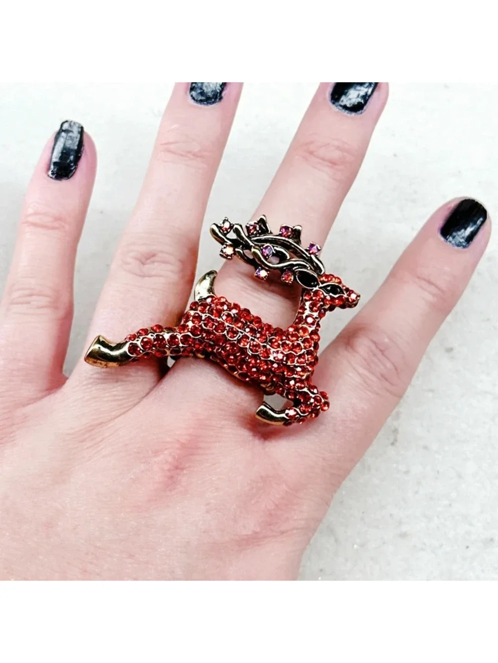3015u. Reindeer Stretch Ring Glass Christmas